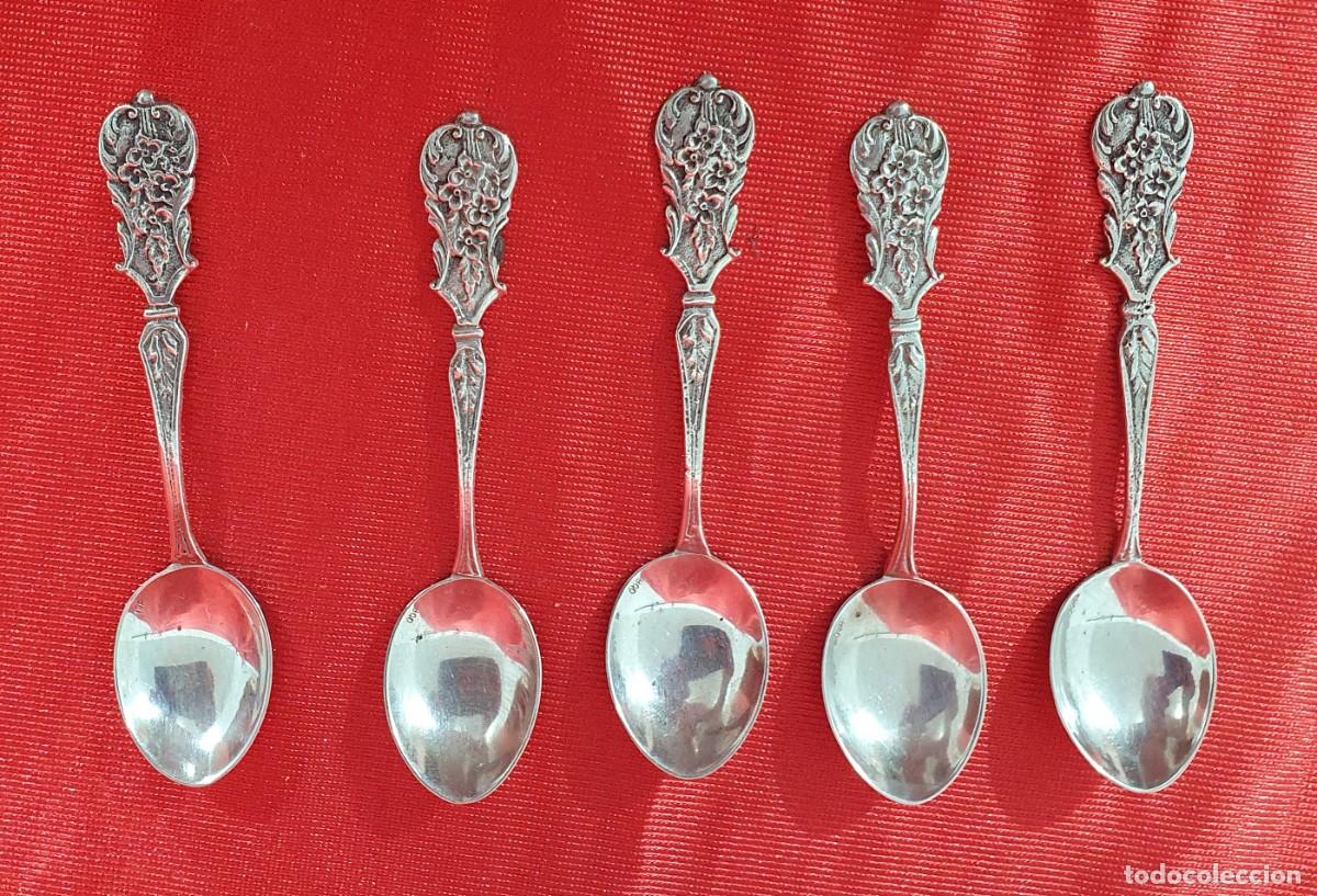 Antig&uuml;edades: Juego de cucharas en plata de ley - Foto 1