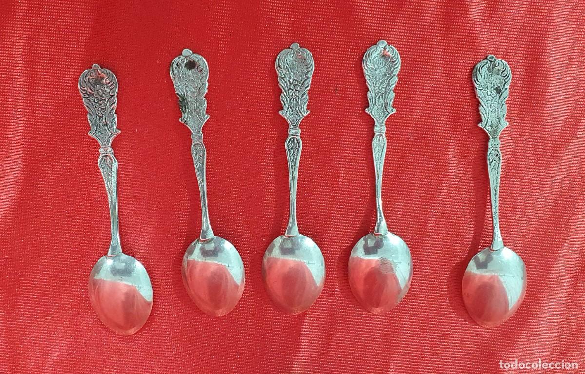 Antig&uuml;edades: Juego de cucharas en plata de ley - Foto 2