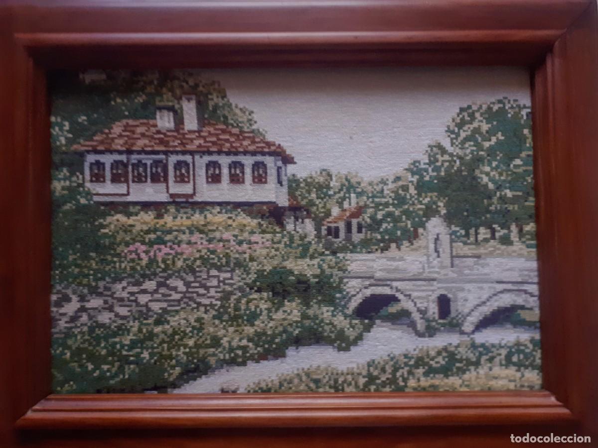 Antig&uuml;edades: Cuadro Paisaje bordado Marco - Foto 5