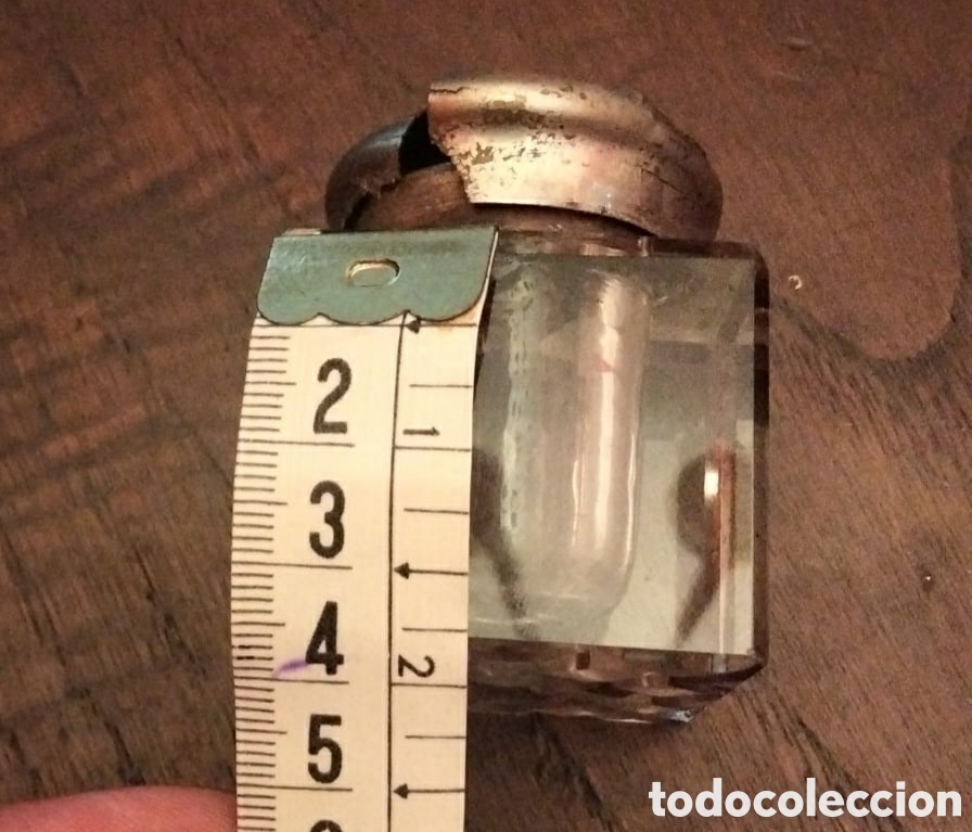 Antig&uuml;edades: Tintero de cristal con defecto en tapa - Foto 5