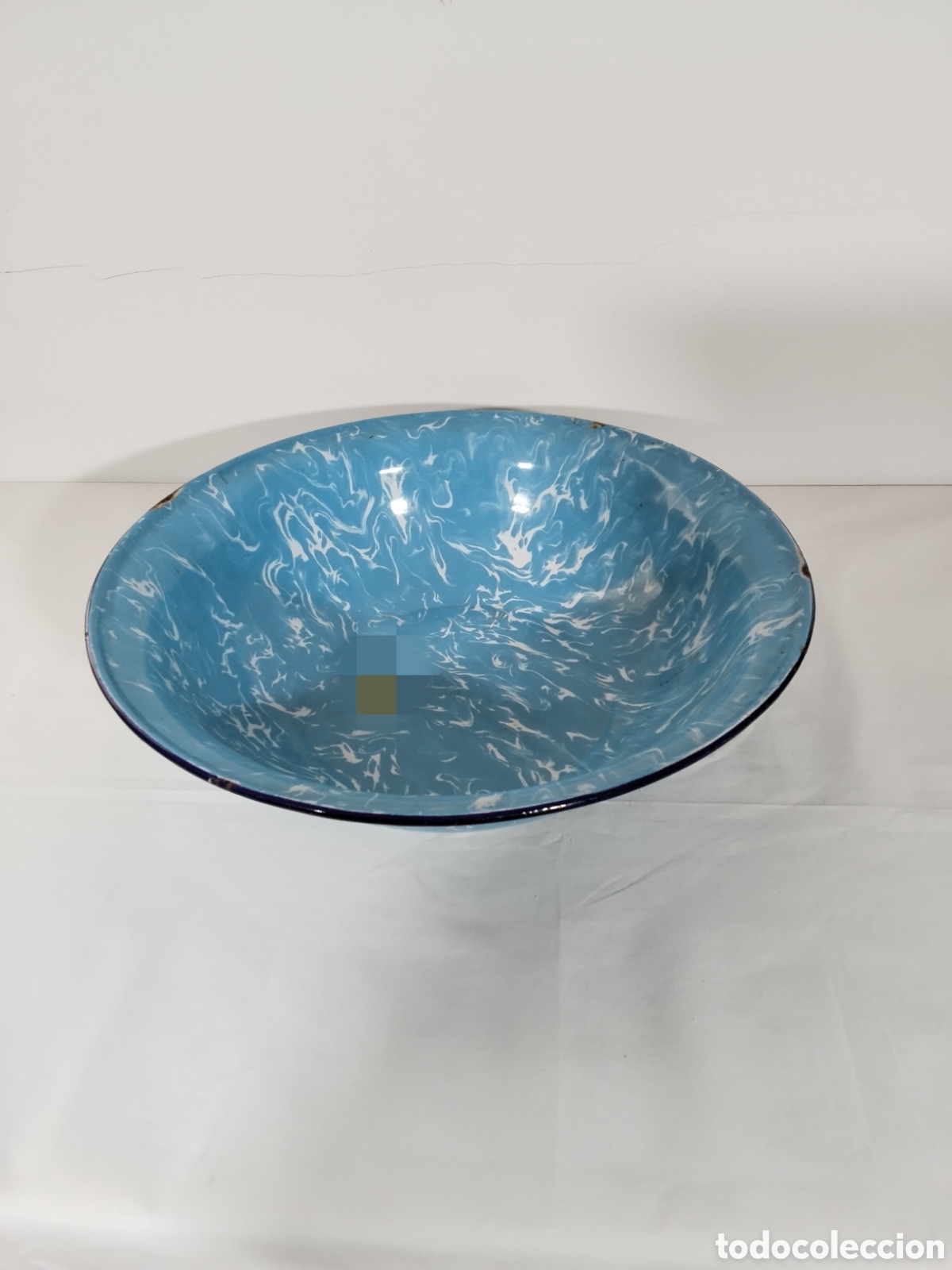 Antig&uuml;edades: Palangana azul esmaltada - Foto 1