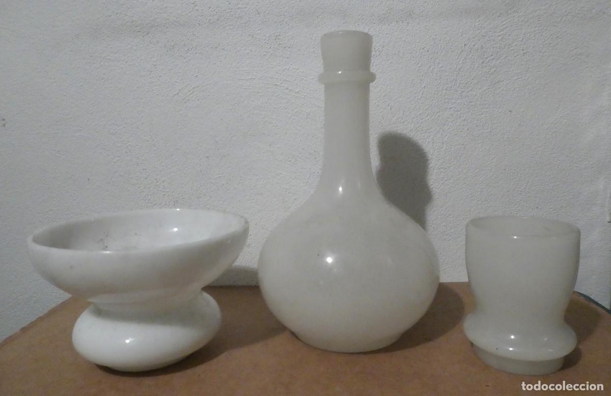 Antig&uuml;edades: 3 Antiguas piezas de Opalina - Foto 1