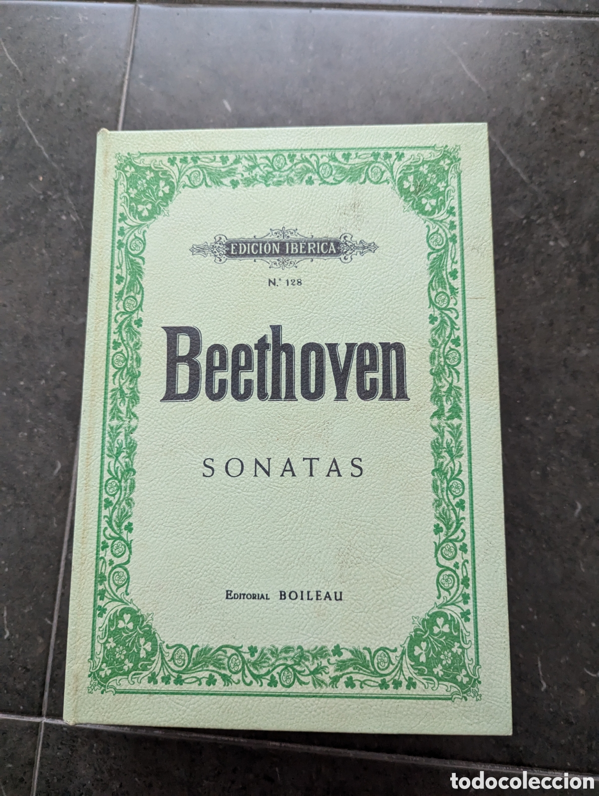 Antig&uuml;edades: Caja de madera libro ficticio Beethoven - Foto 1