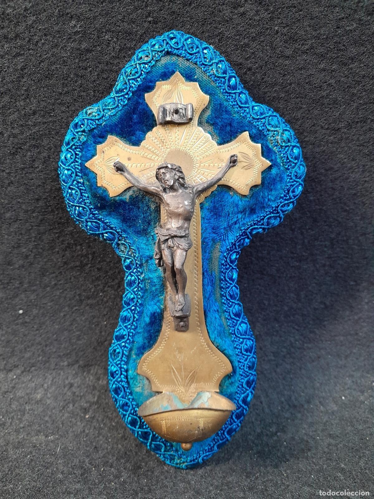 Antig&uuml;edades: BENDITERA DE BRONCE Y TERCIOPELO AZUL. c1950 - Foto 1