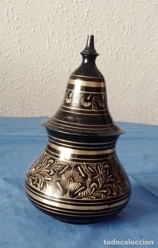 Antig&uuml;edades: Tibor de metal esmaltado - Foto 1