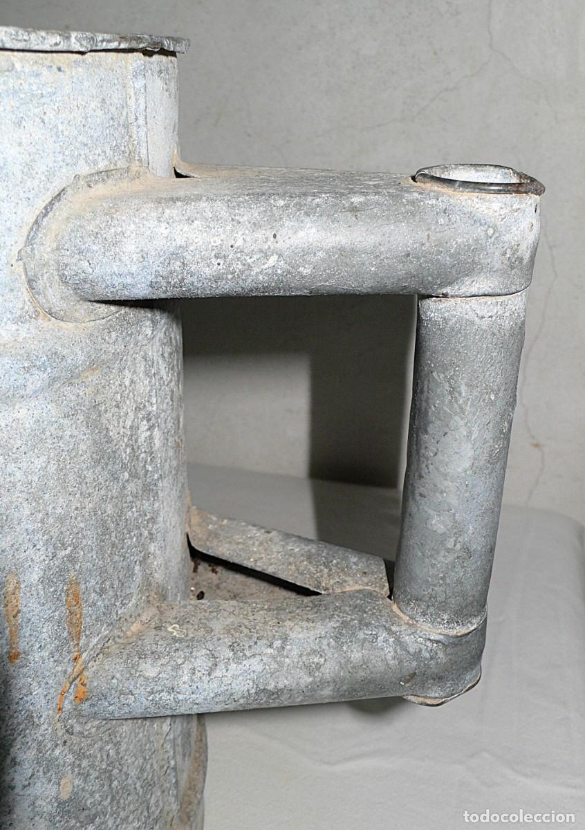 Antig&uuml;edades: ANTIGUA REGADERA DE ZINC - Foto 9