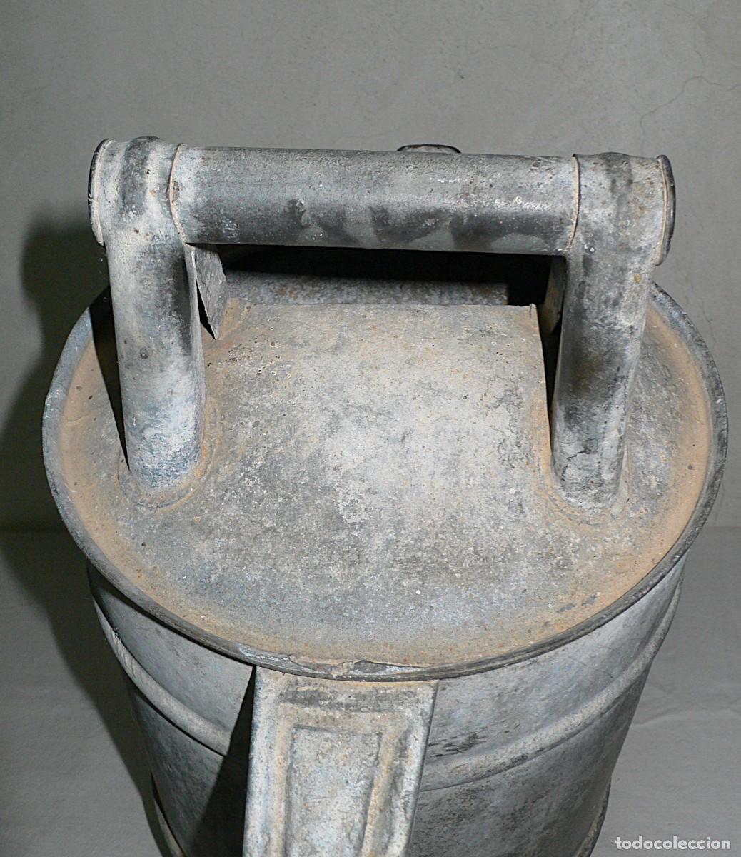 Antig&uuml;edades: ANTIGUA REGADERA DE ZINC - Foto 12