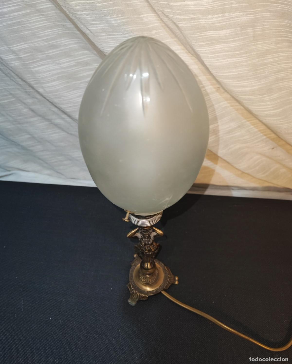 Antig&uuml;edades: LAMPARA DE BRONCE DE MESA CON GLOBO - Foto 3