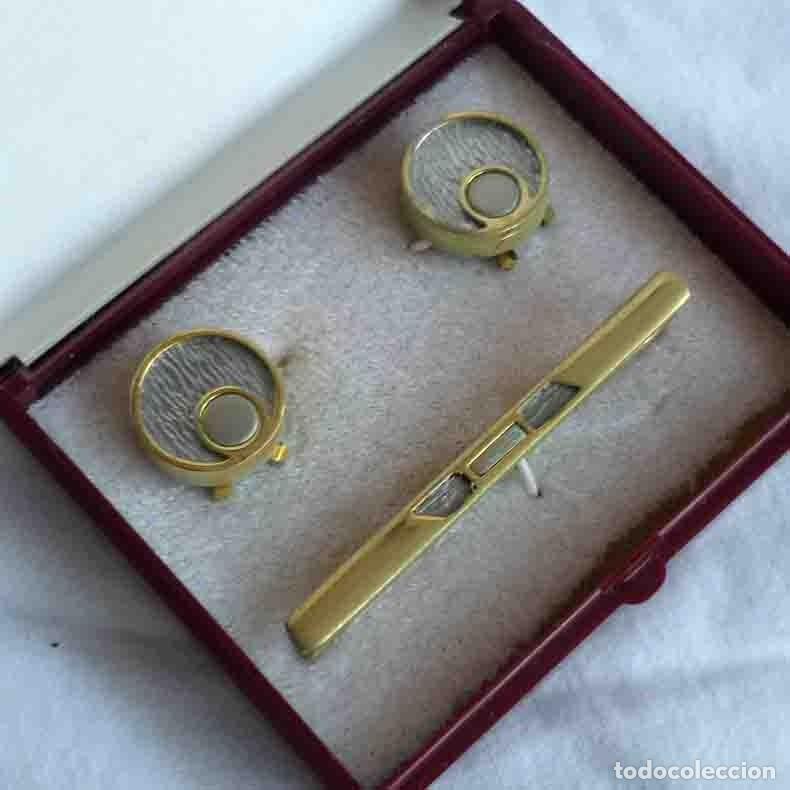 Antig&uuml;edades: Juego de gemelos de clip + pinza de corbata - Foto 1