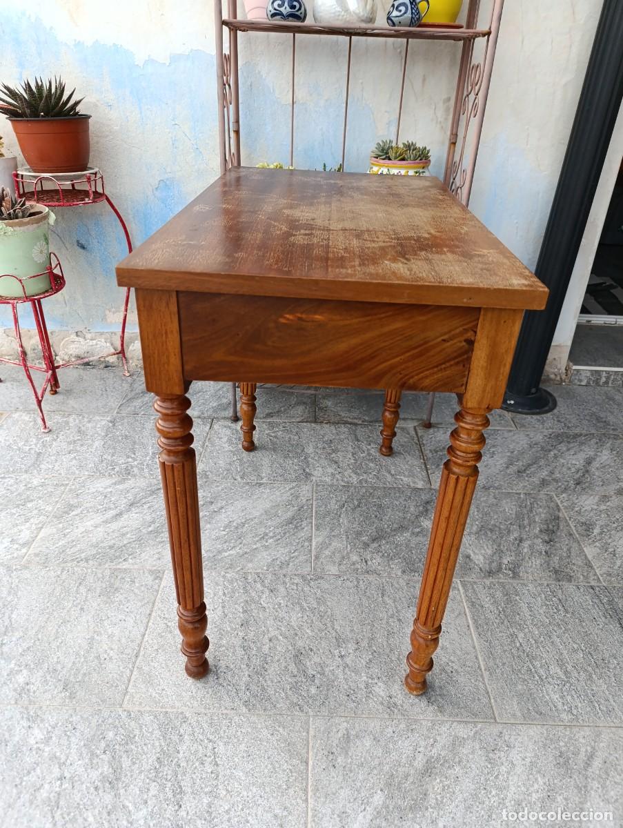 Antig&uuml;edades: Antigua mesa tocinera con 1 cajon largo. - Foto 6