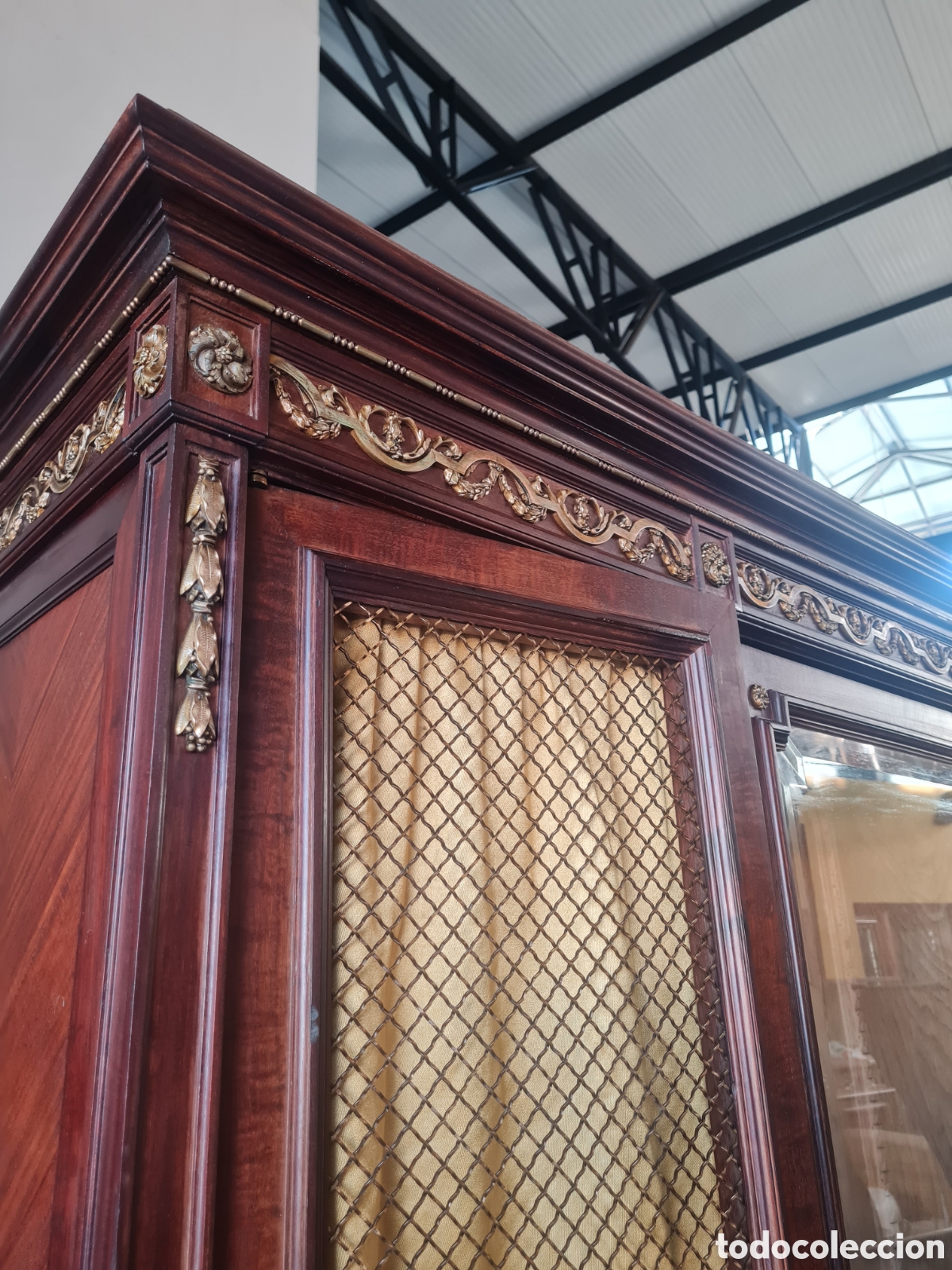 Antig&uuml;edades: Vitrina estilo Luis 16 - Foto 10
