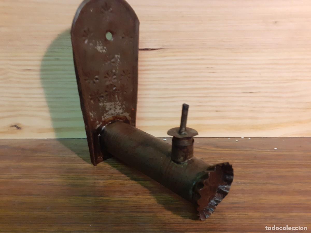 Antig&uuml;edades: Candil de carburo de pared - Foto 1