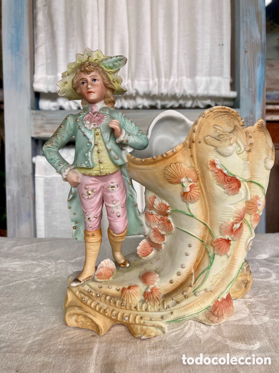 Antig&uuml;edades: ANTIGUA FIGURA GALANTE BISCUIT. - Foto 1