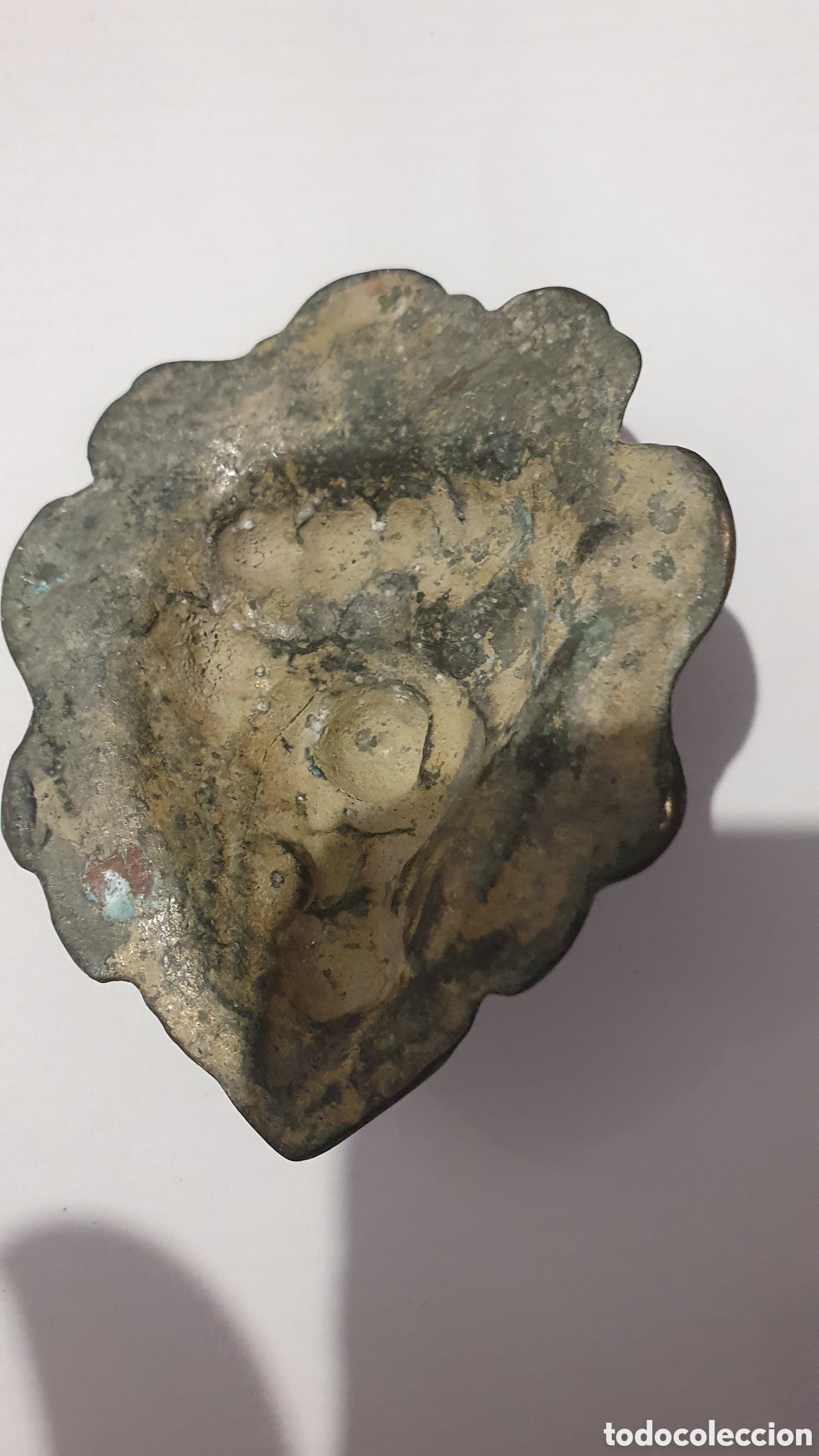 Antig&uuml;edades: Aplique cabeza de le&oacute;n en bronce imperio romano - Foto 2