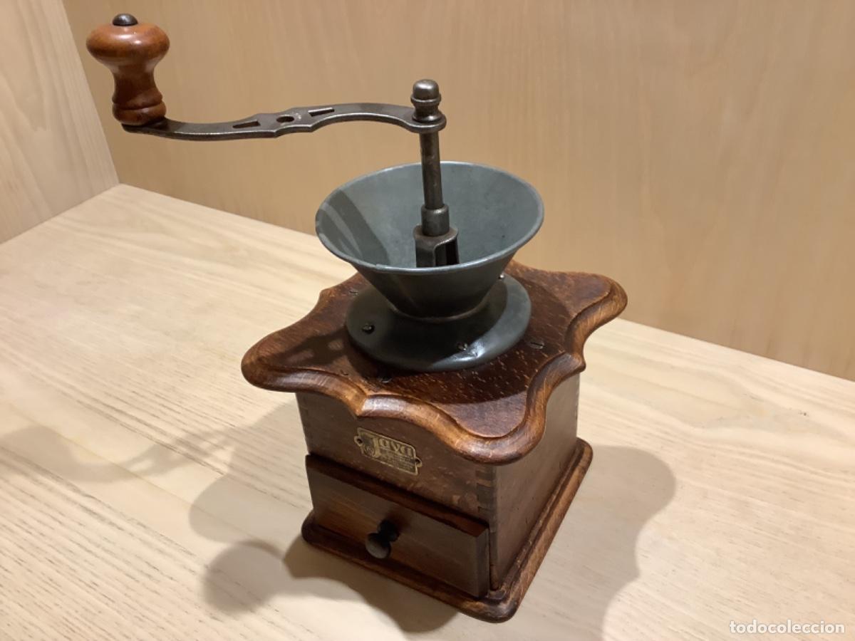 Oggetti Antichi: Antiguo molino de caf&eacute; Java