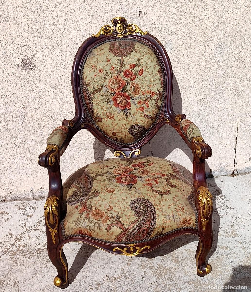 Antig&uuml;edades: Sillon antiguo de madera tallada y sobredorada - Foto 2