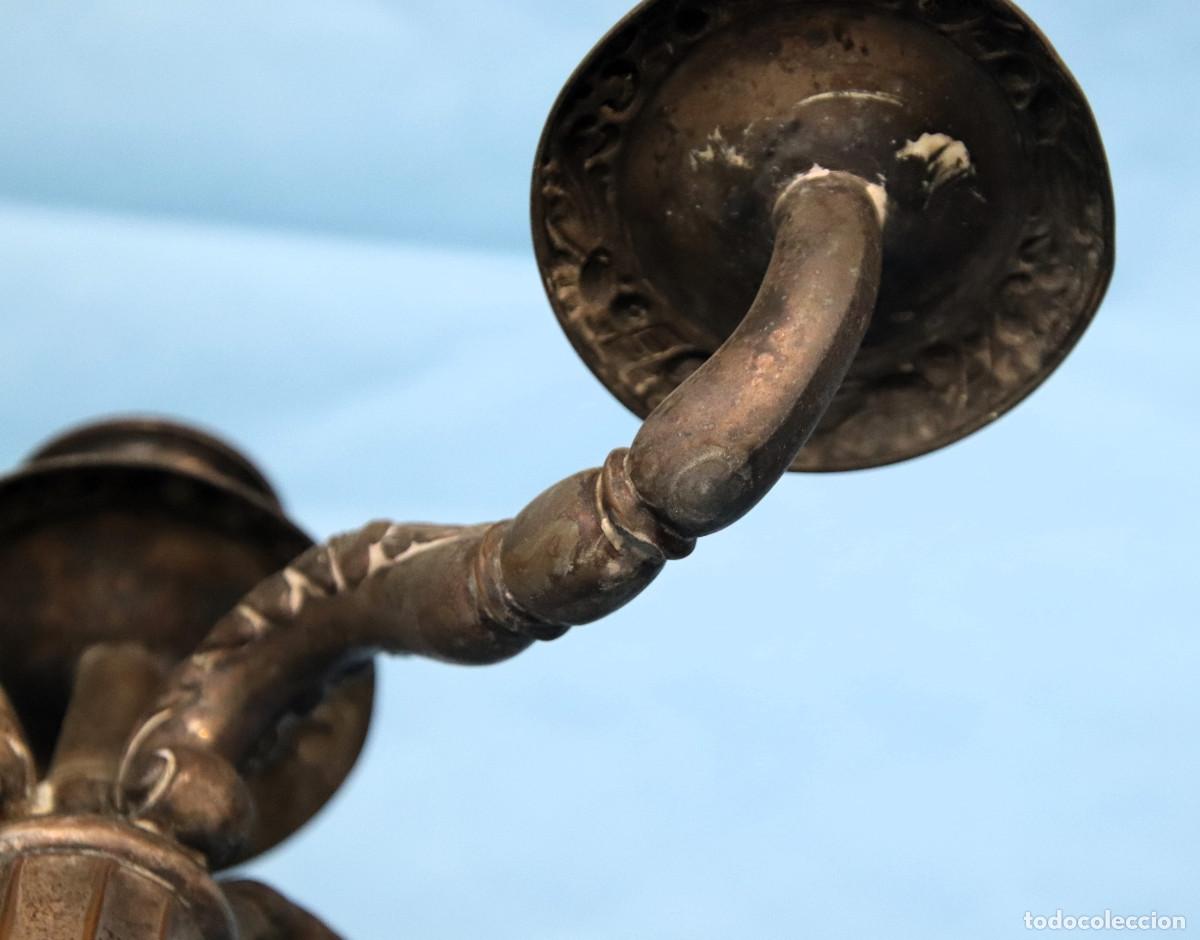 Antig&uuml;edades: PAREJA CANDELABROS ANTIGUOS - Foto 14
