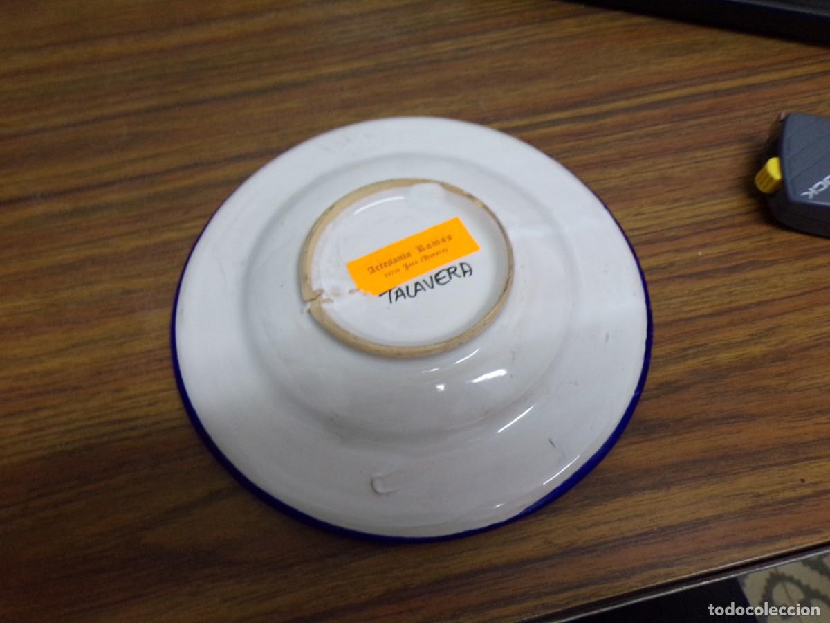 Antig&uuml;edades: plato ceramica de talavera - Foto 3