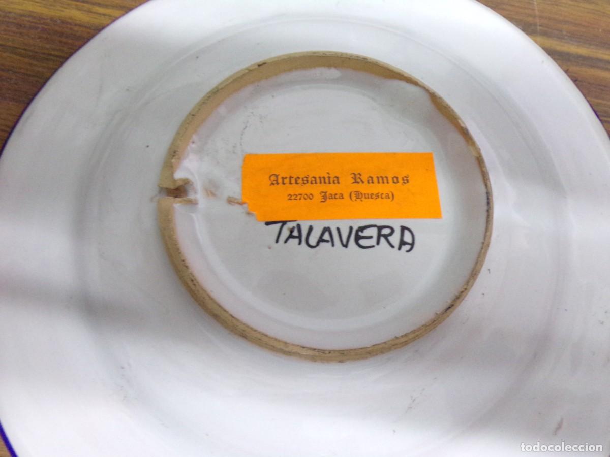 Antig&uuml;edades: plato ceramica de talavera - Foto 4