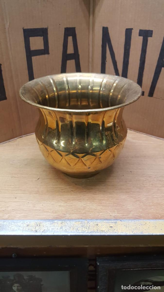 Antig&uuml;edades: MACETERO O CENTRO DE BRONCE - Foto 1