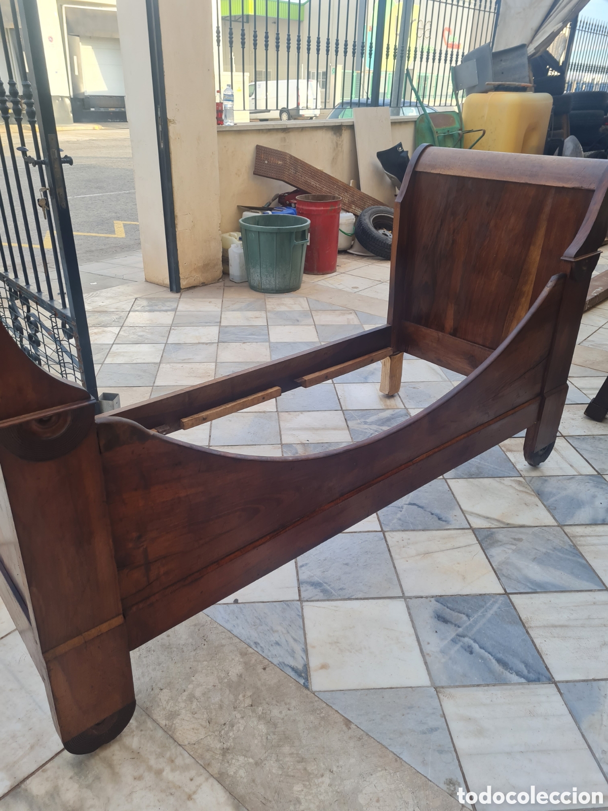 Antig&uuml;edades: Cama imperio de epoca - Foto 1