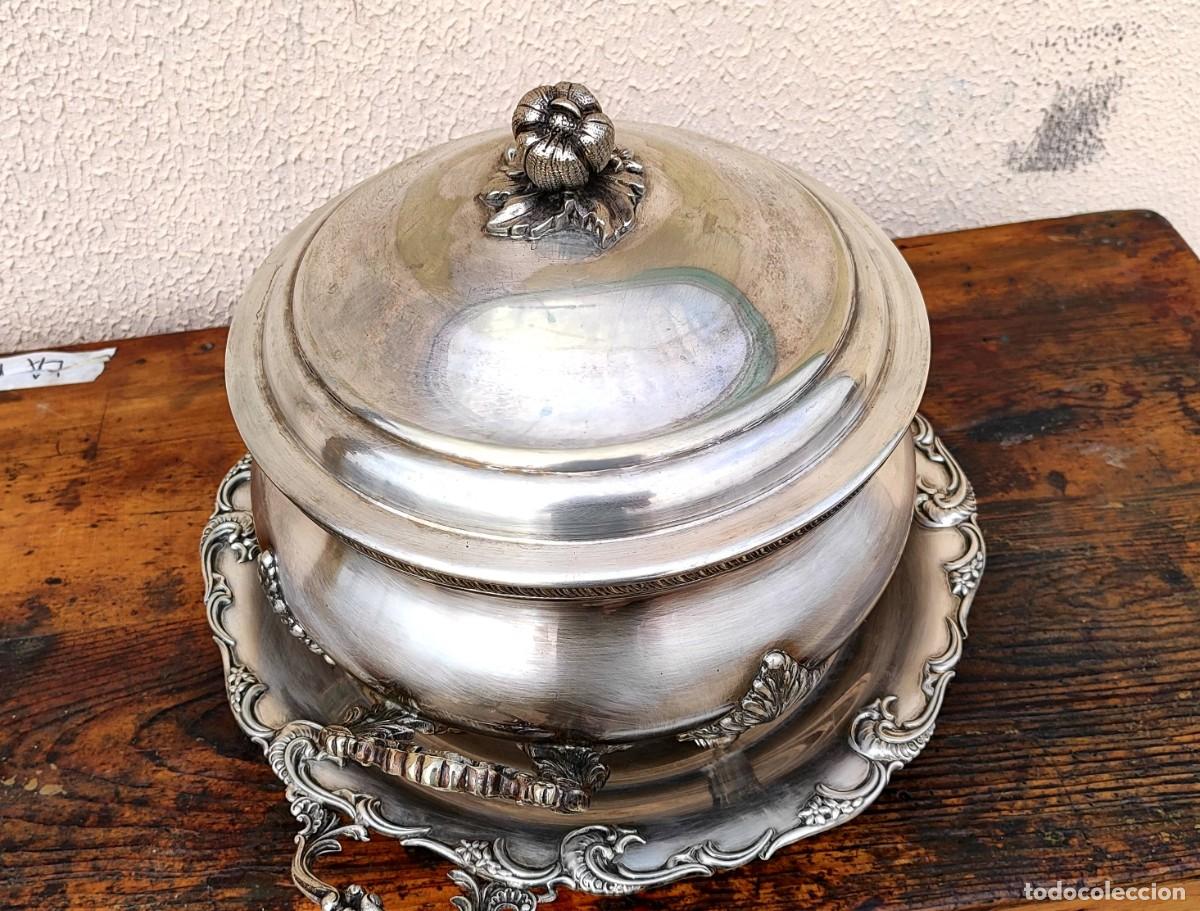 Antig&uuml;edades: Gran sopera con bandeja en metal plateado - Foto 5