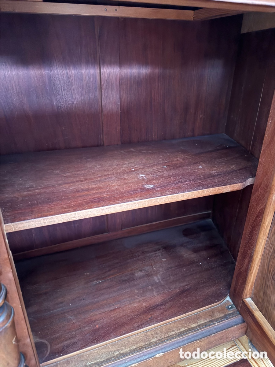 Antig&uuml;edades: Mueble entredos en madera de nogal - Foto 5
