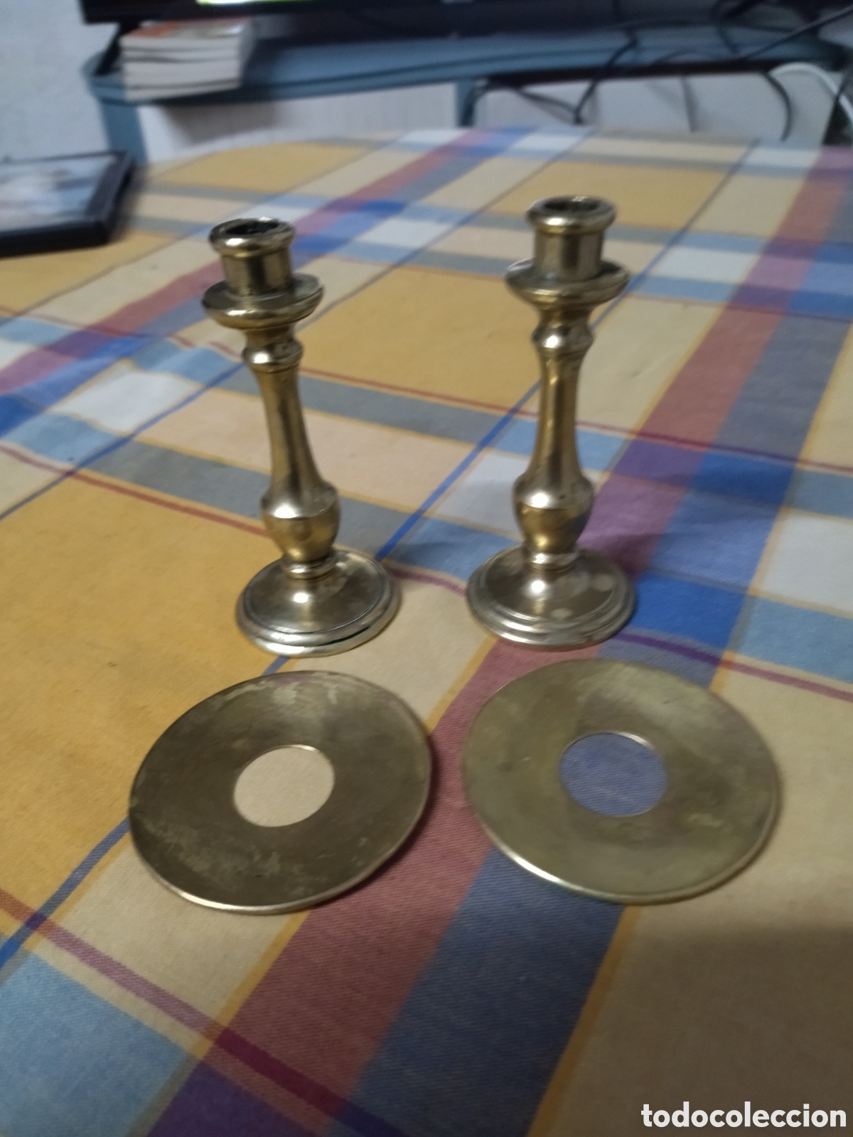 Antig&uuml;edades: Pareja de candelabros bronce - Foto 2