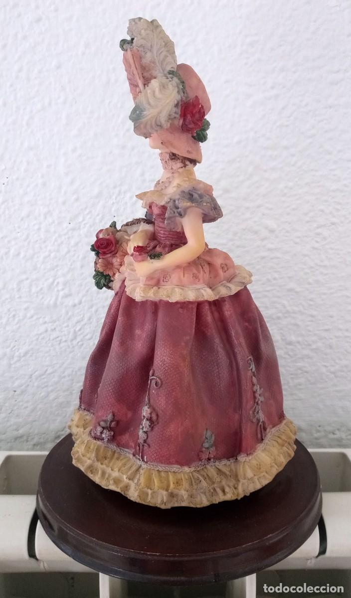 Antig&uuml;edades: Mu&ntilde;eca Victoriana de resina - Foto 3