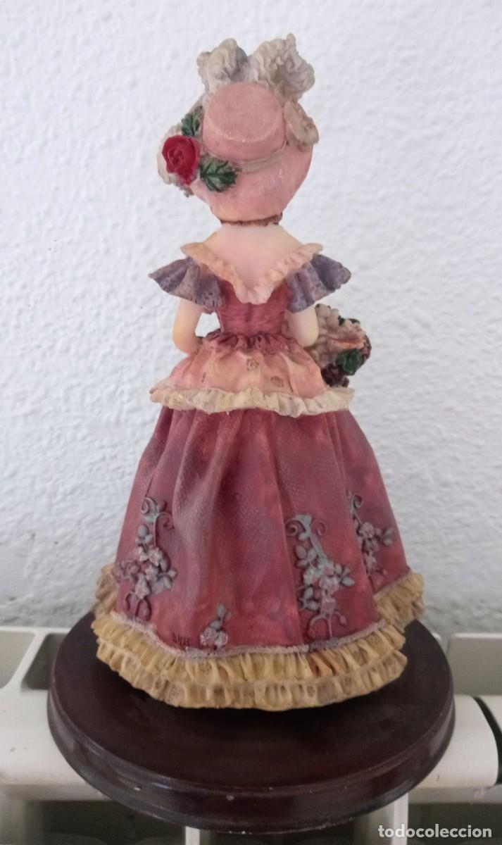Antig&uuml;edades: Mu&ntilde;eca Victoriana de resina - Foto 4