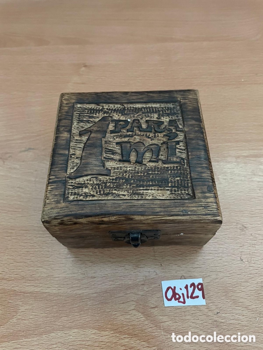 Antig&uuml;edades: CAJA DE MADERA CON CIERRE 1 PARA MI - Foto 1