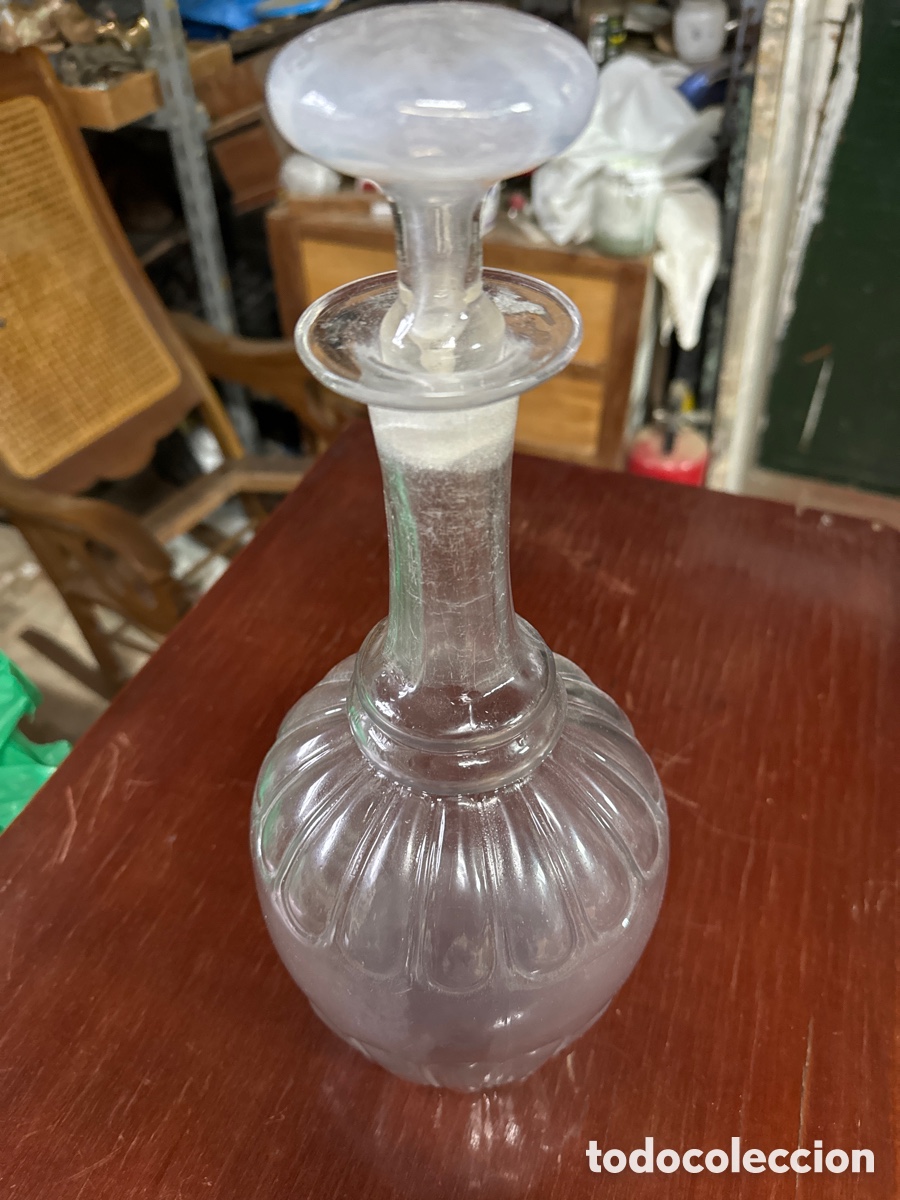 Antig&uuml;edades: Botella de cristal tallado - Foto 1