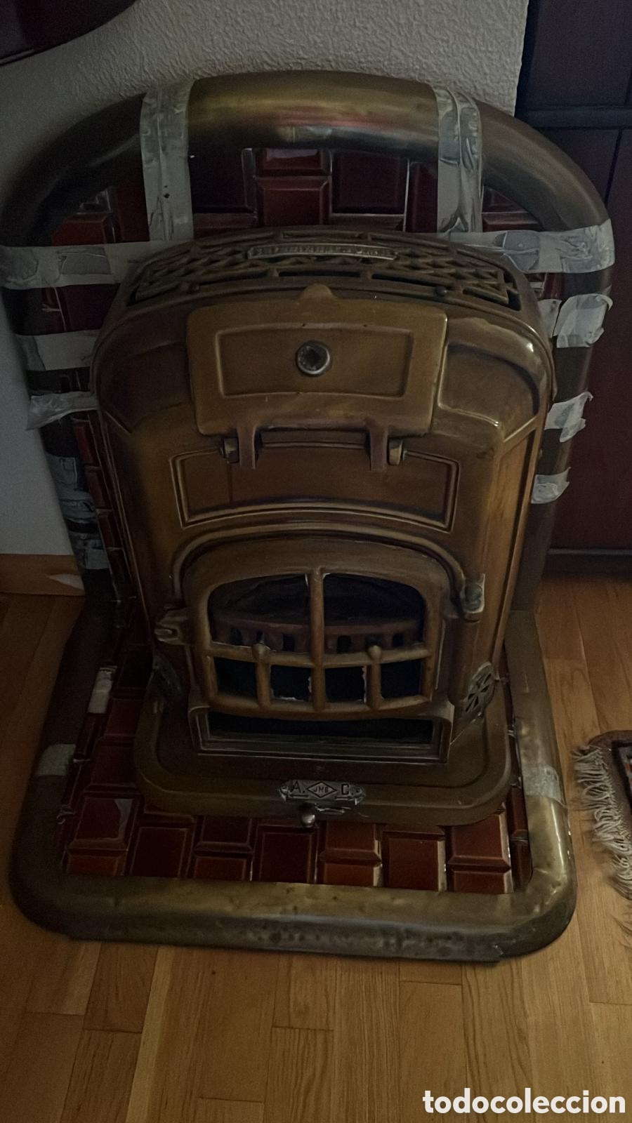 Antig&uuml;edades: Salamandra antigua de LO.Vajilla limoges blanca con filo de plata ( ver sello autenticidad siglo xix