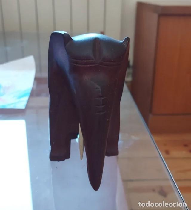 Antig&uuml;edades: FIGURA ELEFANTE DE MADERA - Foto 1