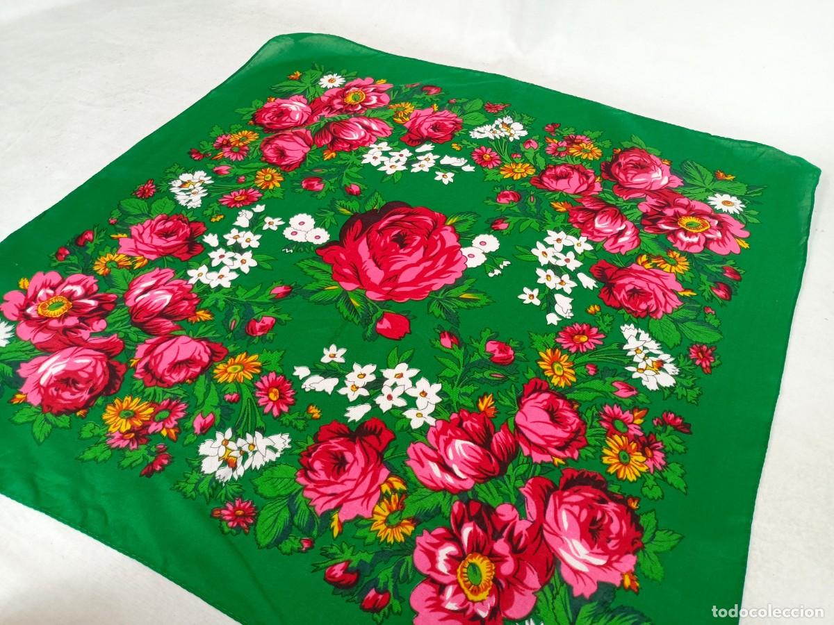 Antig&uuml;edades: Pa&ntilde;uelo verde estampado - Foto 4