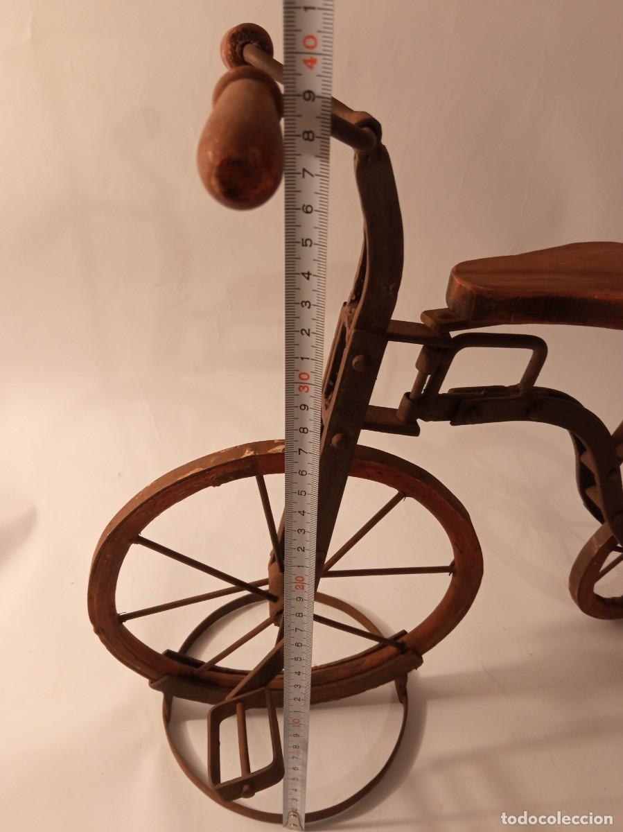Antig&uuml;edades: biciceta de madera y hierro - Foto 14