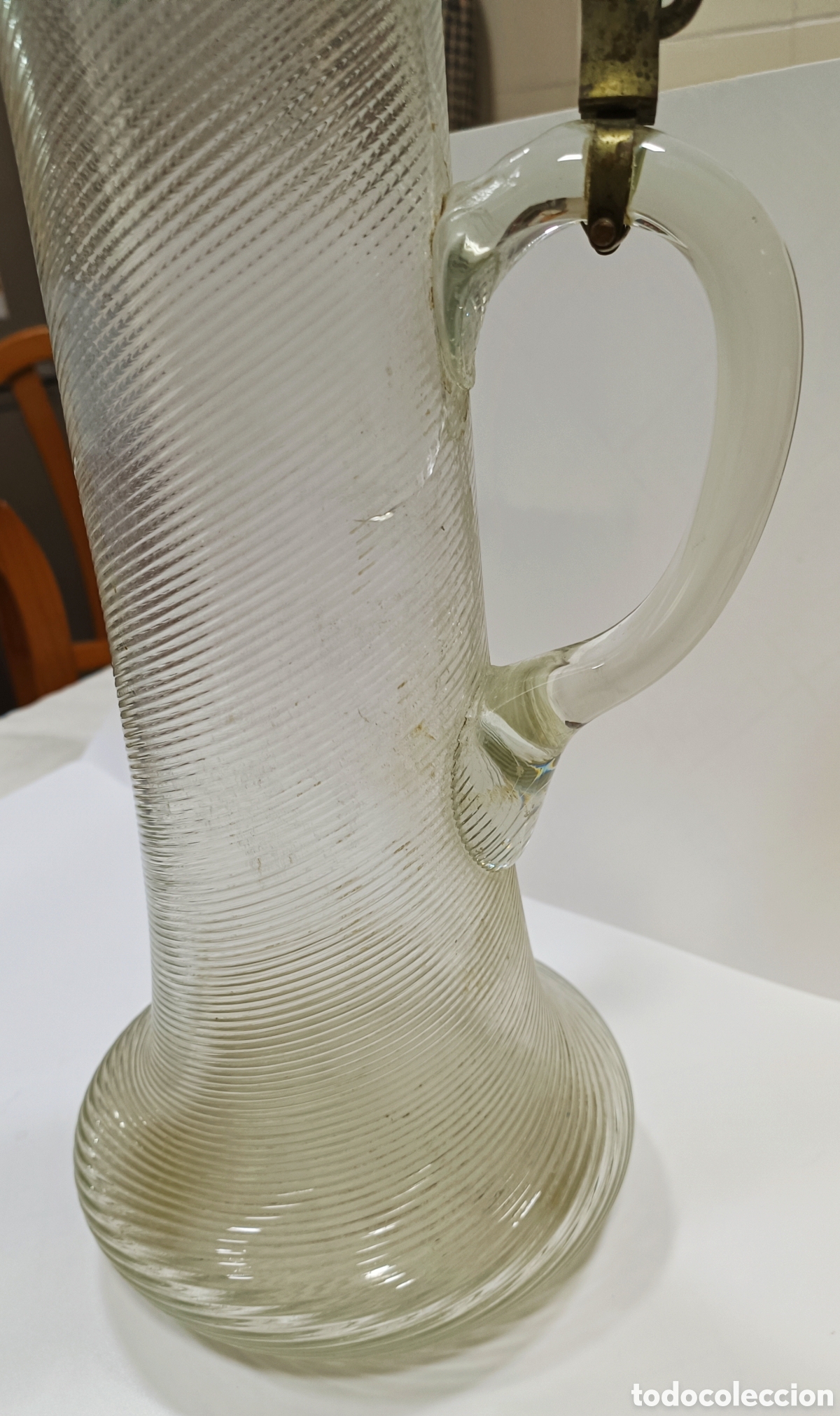 Antig&uuml;edades: Jarra de cristal modernista - Foto 2