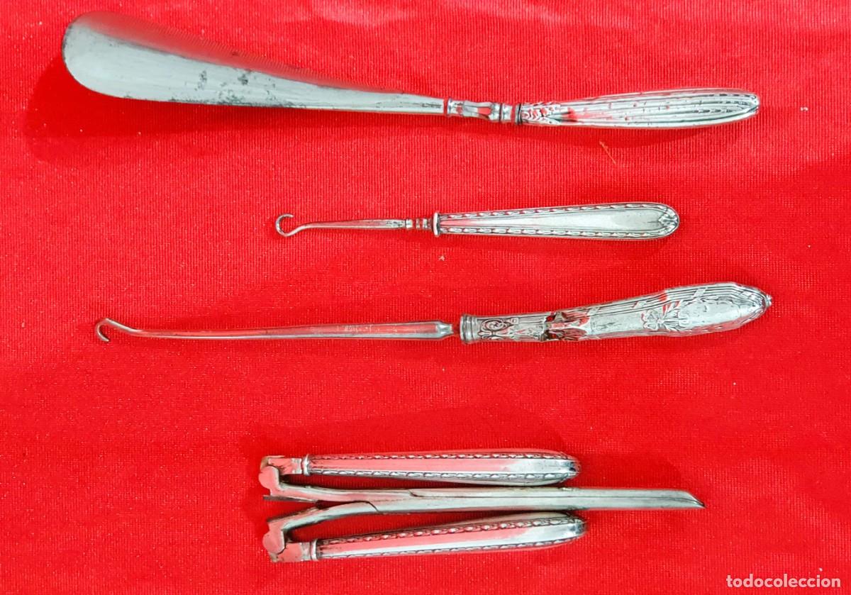 Antig&uuml;edades: Set de utensilios con empu&ntilde;adora de plata - Foto 4