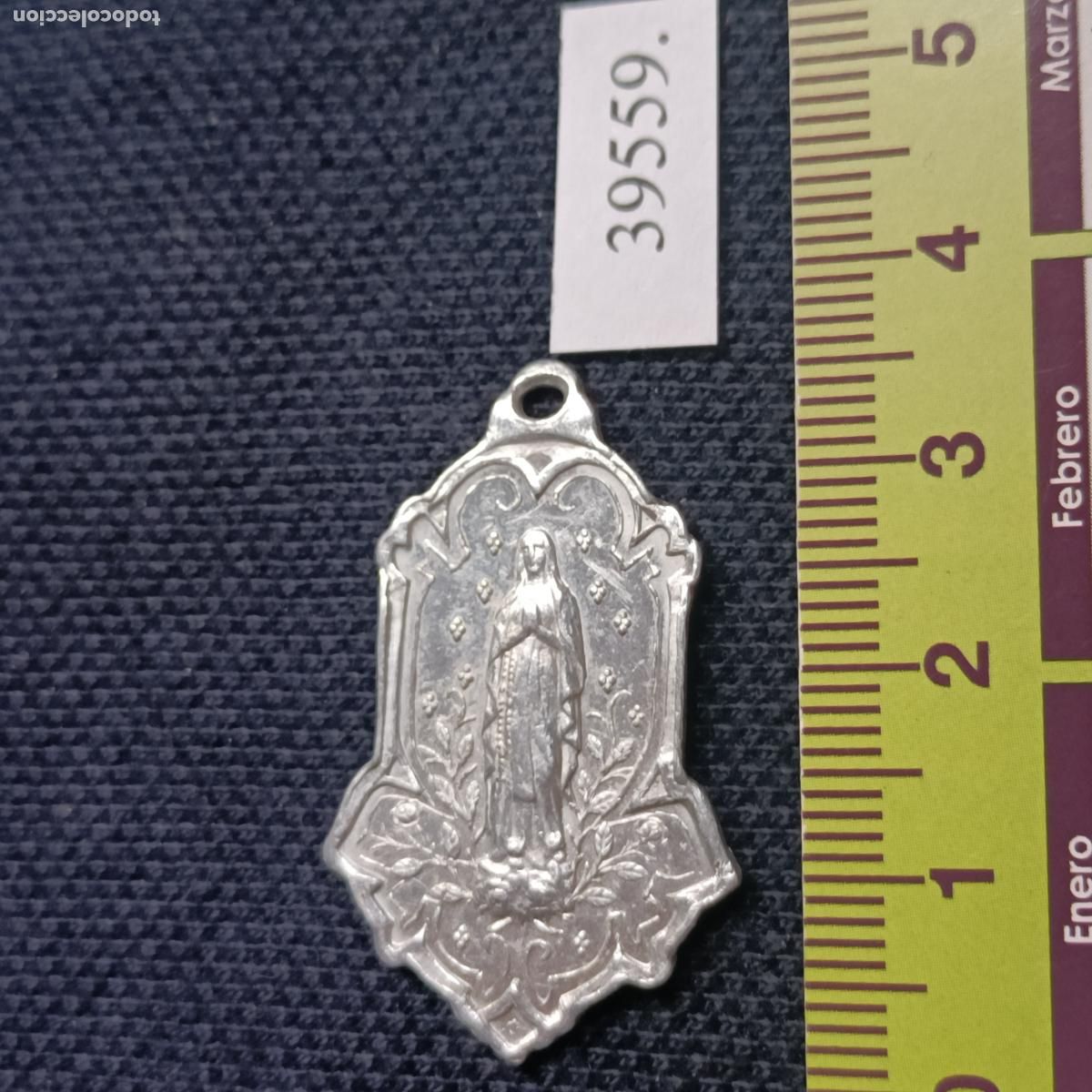 Antig&uuml;edades: medalla religiosa Lourdes - Foto 1