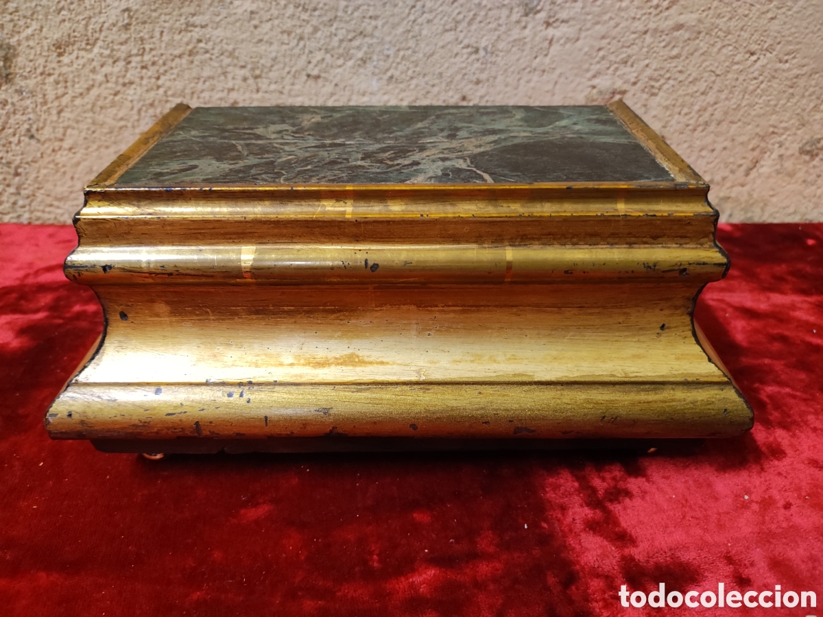 Antig&uuml;edades: Peana dorada y m&aacute;rmol - Foto 1