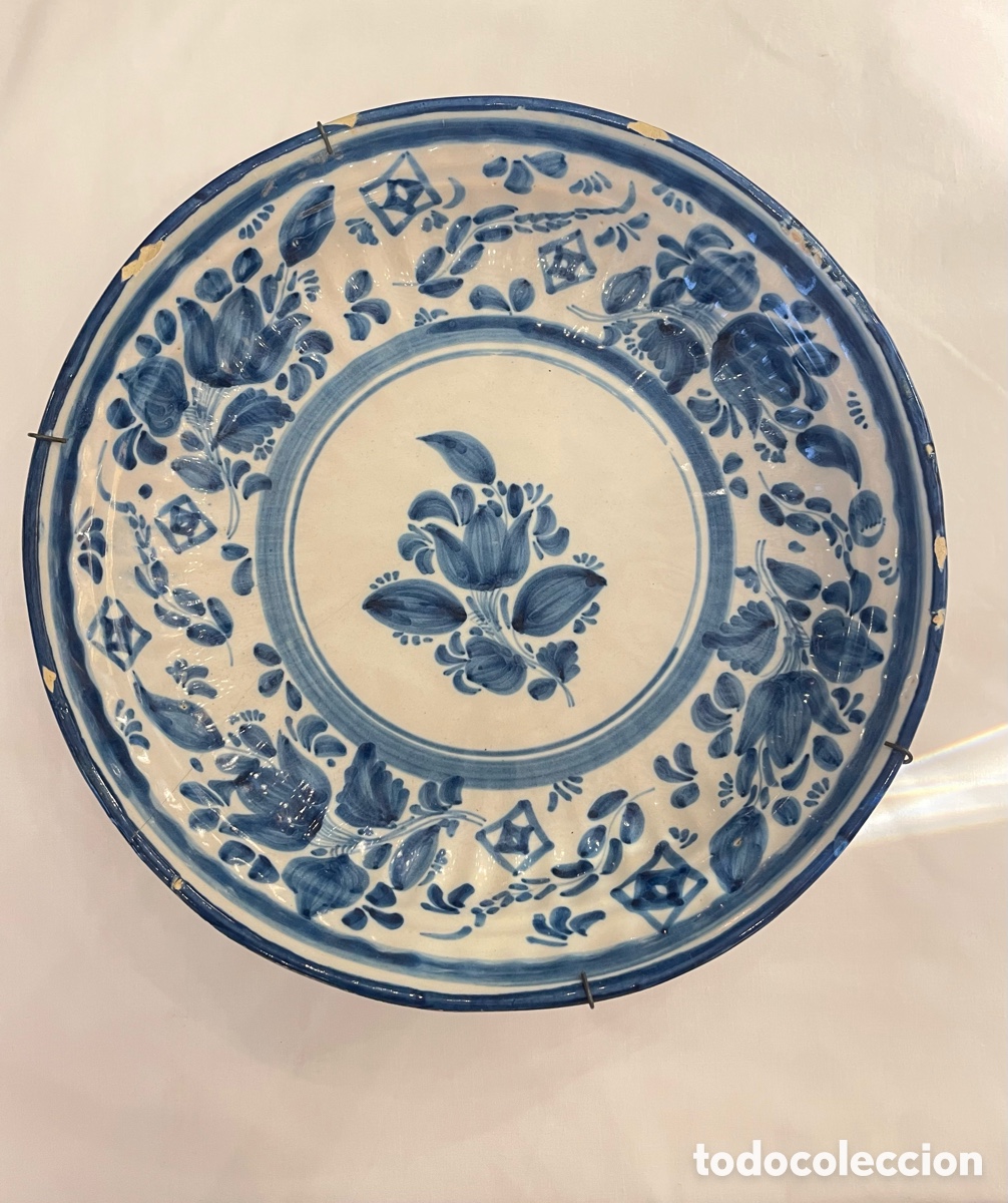 Antig&uuml;edades: Plato de Manises del S. XIX. - Foto 1