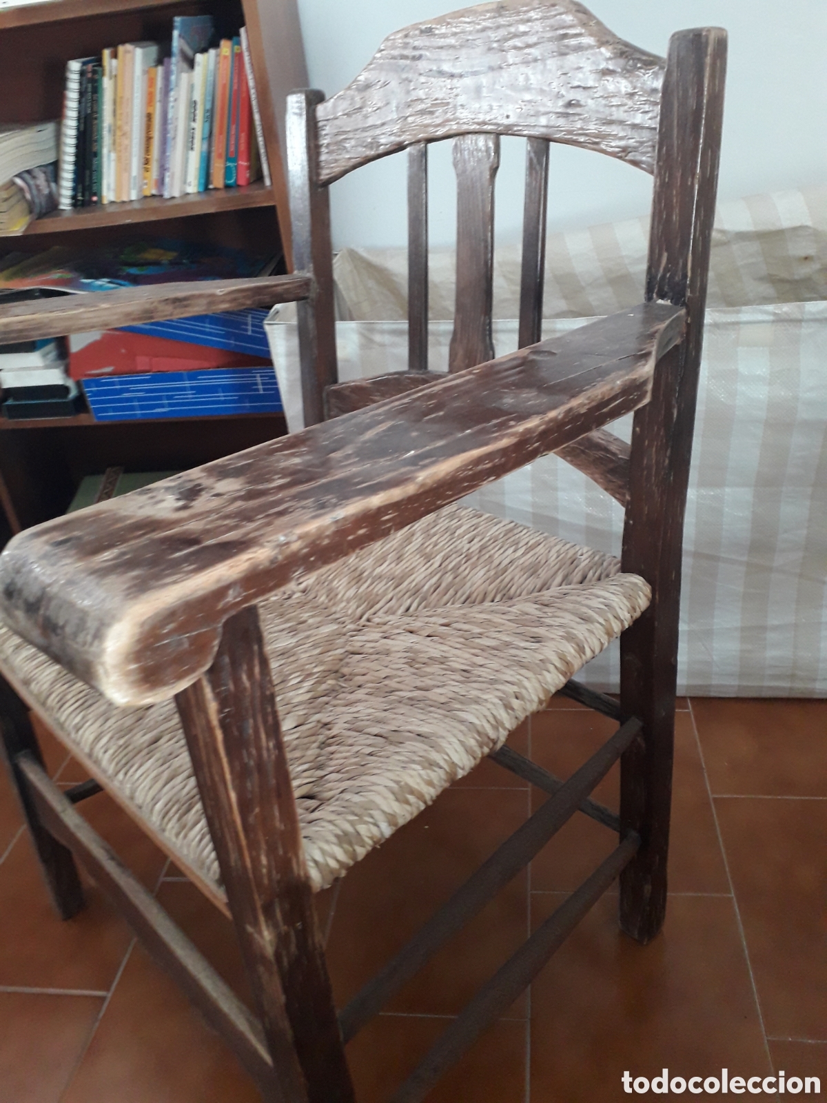 Antig&uuml;edades: MAGNIFICO SILLON CON ASIENTO DE ENEA - Foto 5
