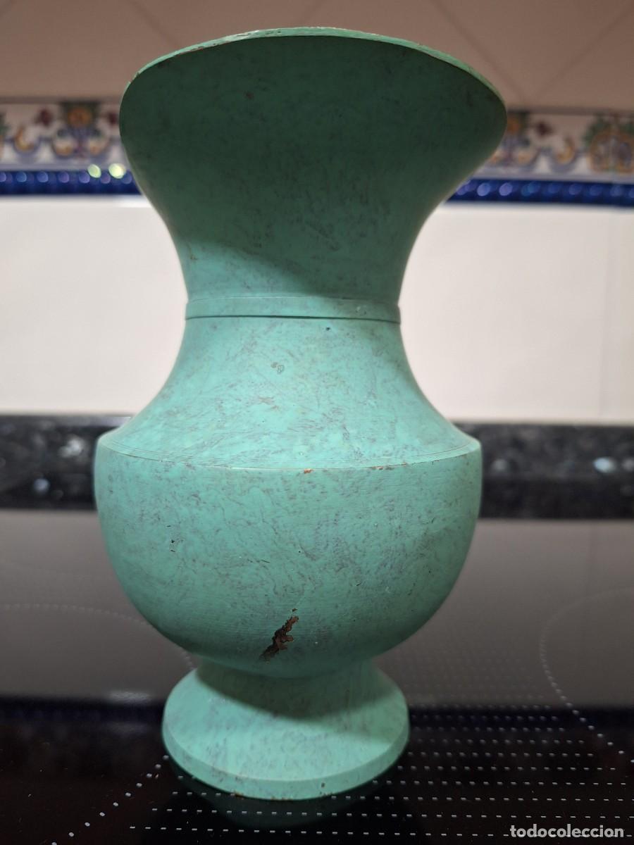 Antig&uuml;edades: JARRA DE BRONCE O LATON EN VERDE. - Foto 3