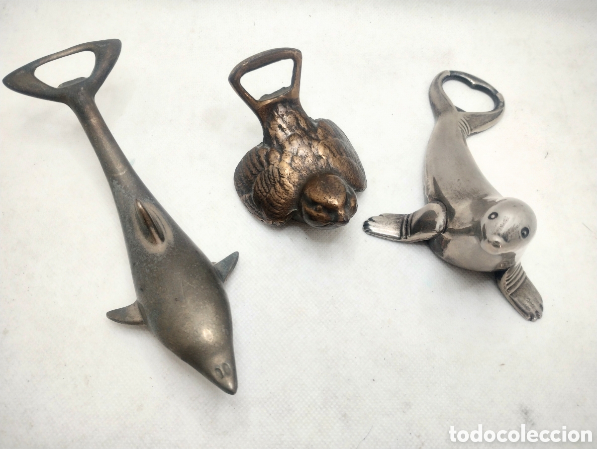 Antig&uuml;edades: Lote de abrebotellas en alpaca y bronce - Foto 2