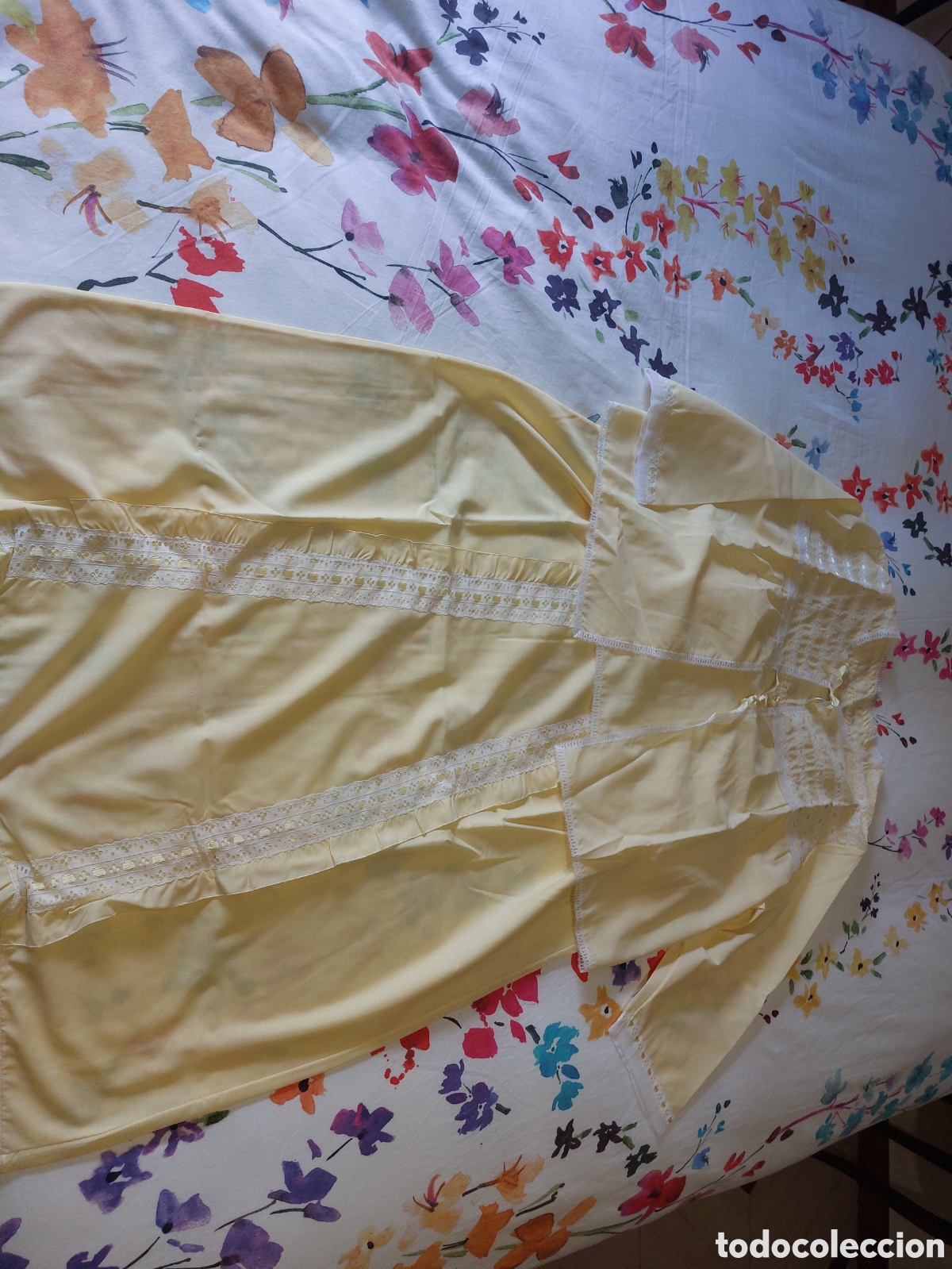 Antig&uuml;edades: Camis&oacute;n con torera a&ntilde;os 60 - Foto 3
