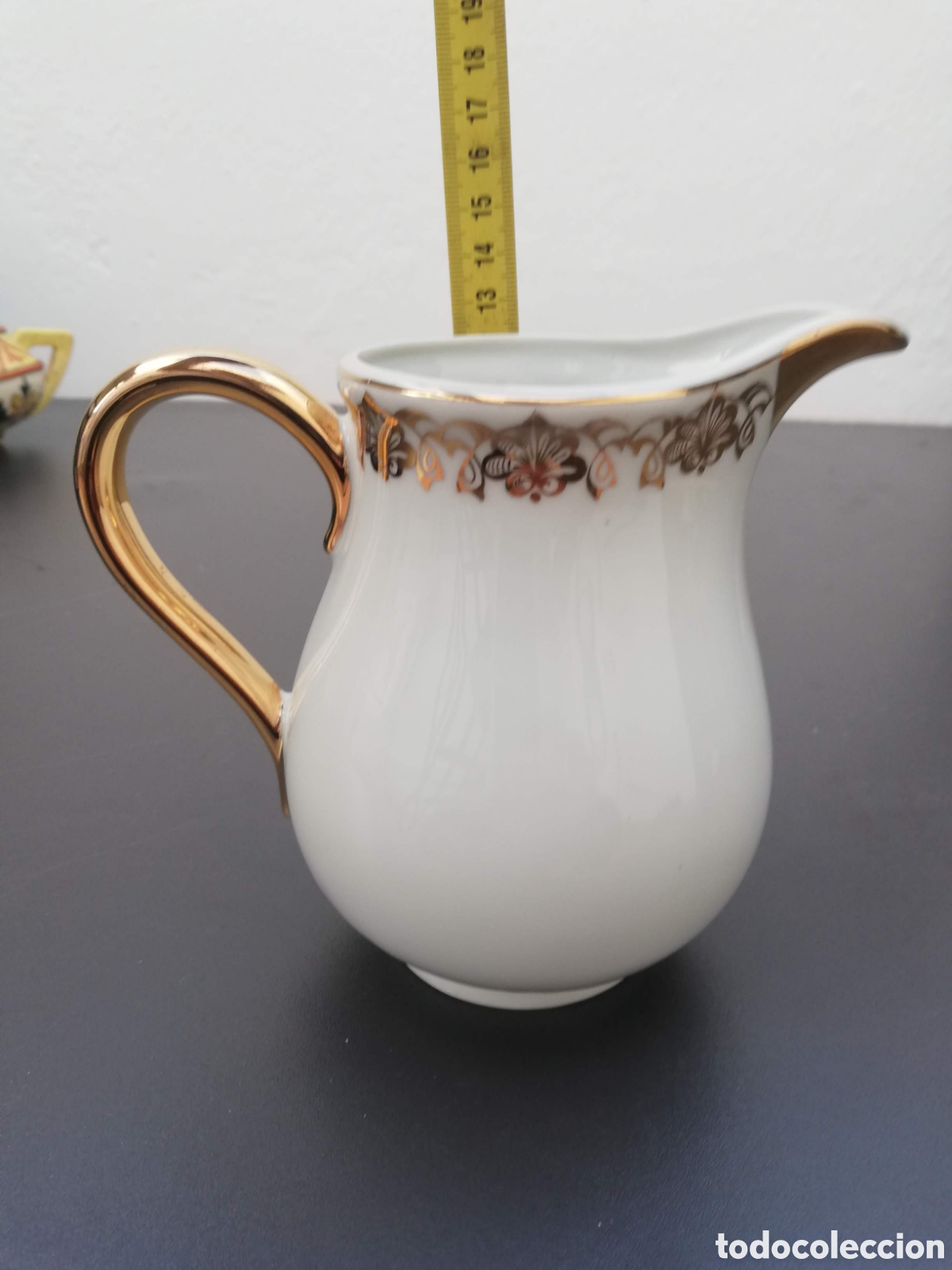 Antig&uuml;edades: JARRITA DE PORCELANA PARA LECHE - Foto 1