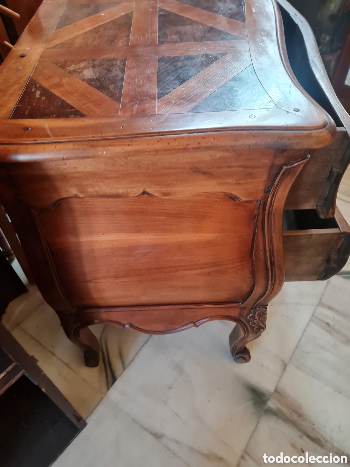 Antig&uuml;edades: C&oacute;moda francesa estilo Luis 15 - Foto 4