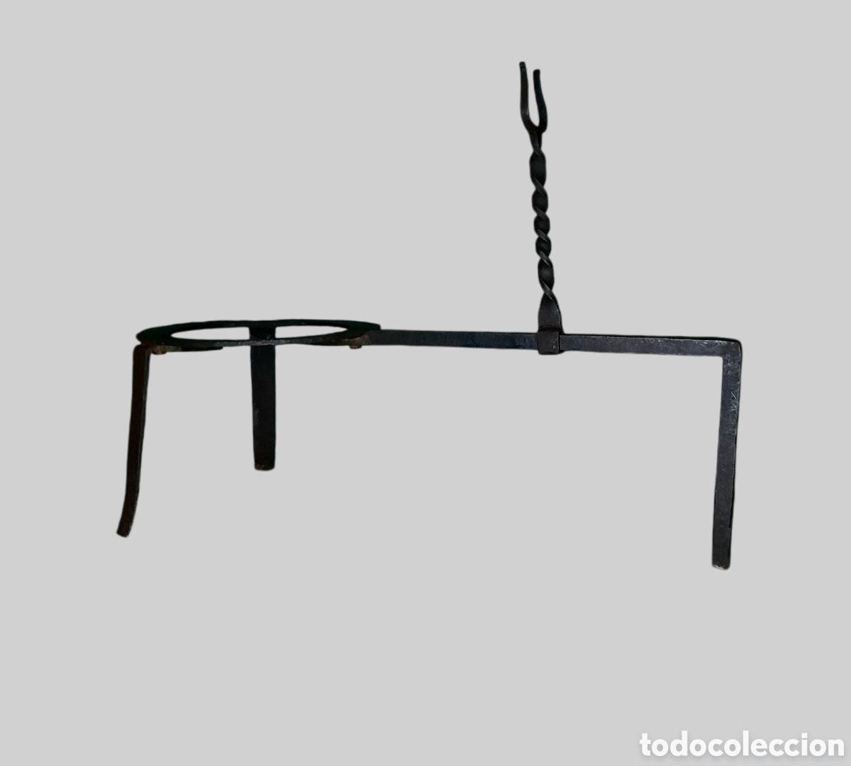 Antig&uuml;edades: Antiguo estrebes de hierro. - Foto 1