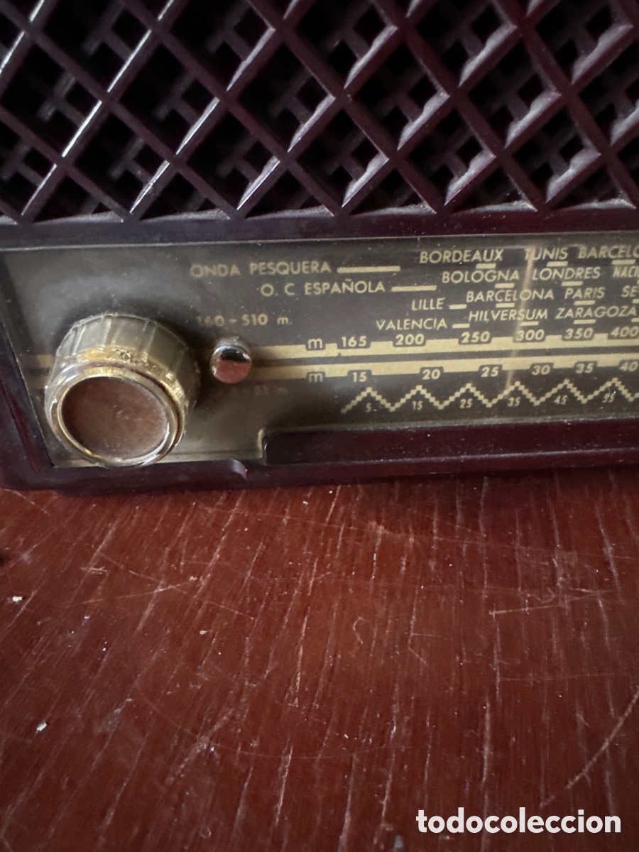 Antig&uuml;edades: Radio Philips de baquelita funcionando - Foto 3