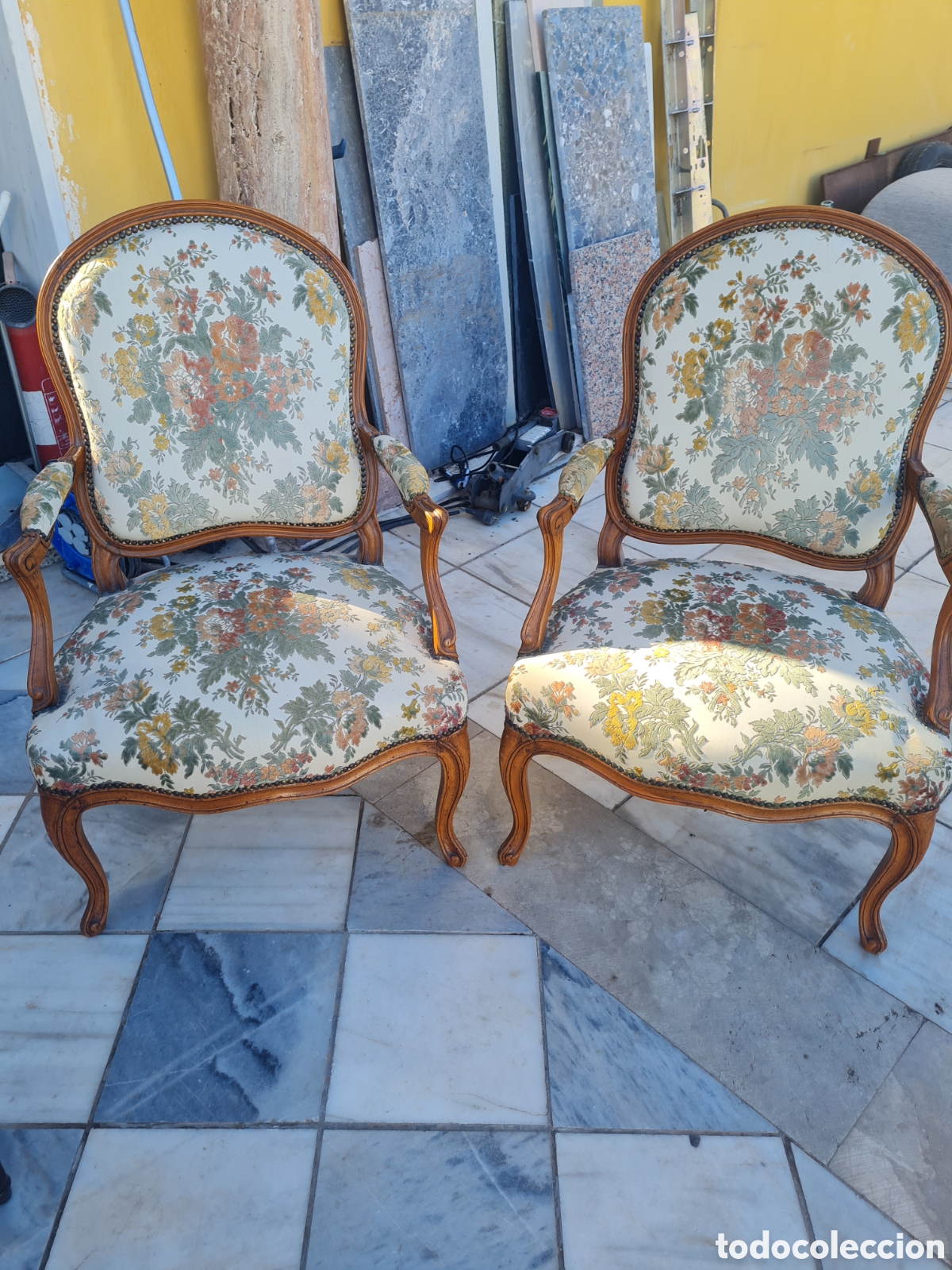 Antig&uuml;edades: Pareja de sillones estilo Luis 15 - Foto 1